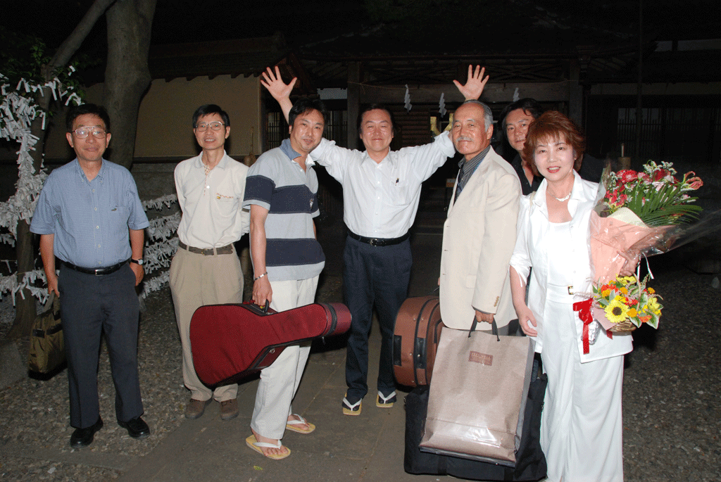 「コール田無」コンサートの打ち上げが終わったところ